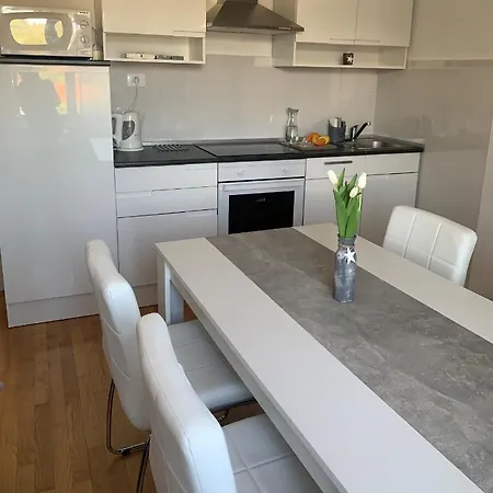 Apartmaji Amitis * Portoroz