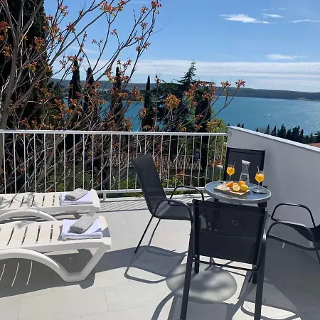 Apartmaji Amitis Apartment *