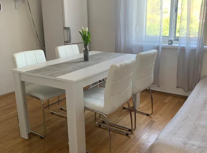 Apartmaji Amitis Apartamento *