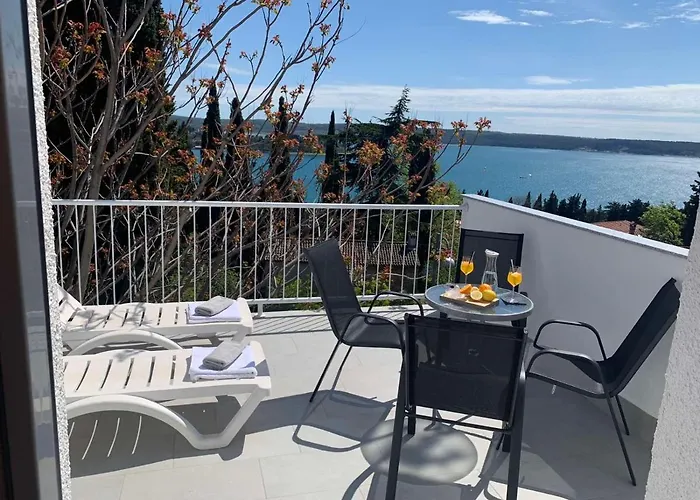 Apartmaji Amitis Appartement *